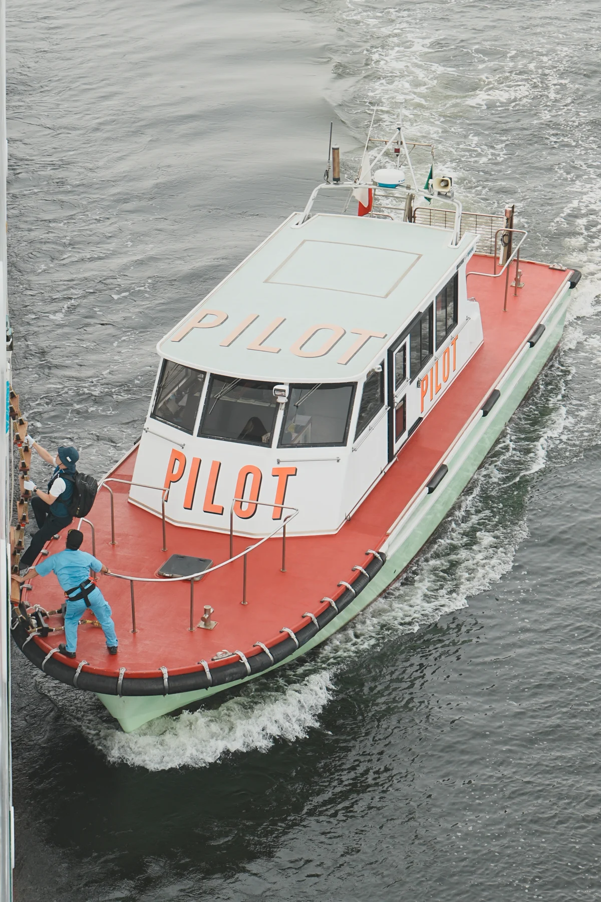 東京灣 #1 封面視覺